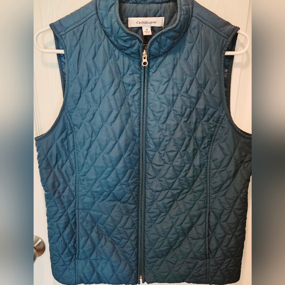 Croft&Barrow Women's Light weight vest. - Picture 1 of 6